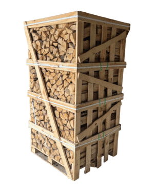 Brændetårn med ovntørret birk brænde – sidevisning af palle