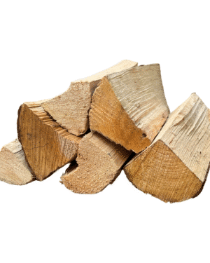 Ovntørret blandet løv brænde – stablede brændestykker set fra siden
